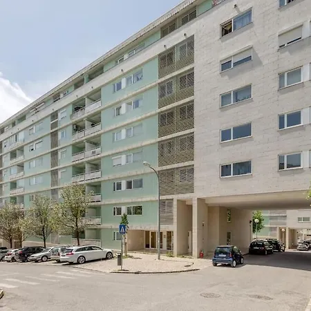 Апартаменты Spacious 3-bedroom In *